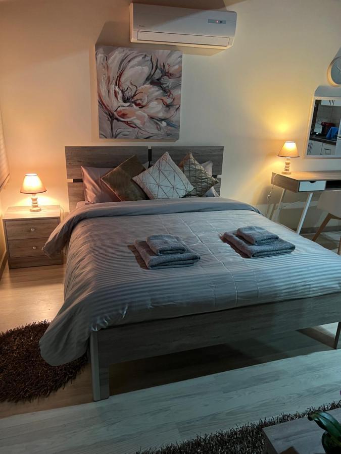 Ellados 20 Lägenhet Limassol Exteriör bild